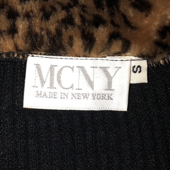 Black jacket with fur collar - Picture 4 of 4